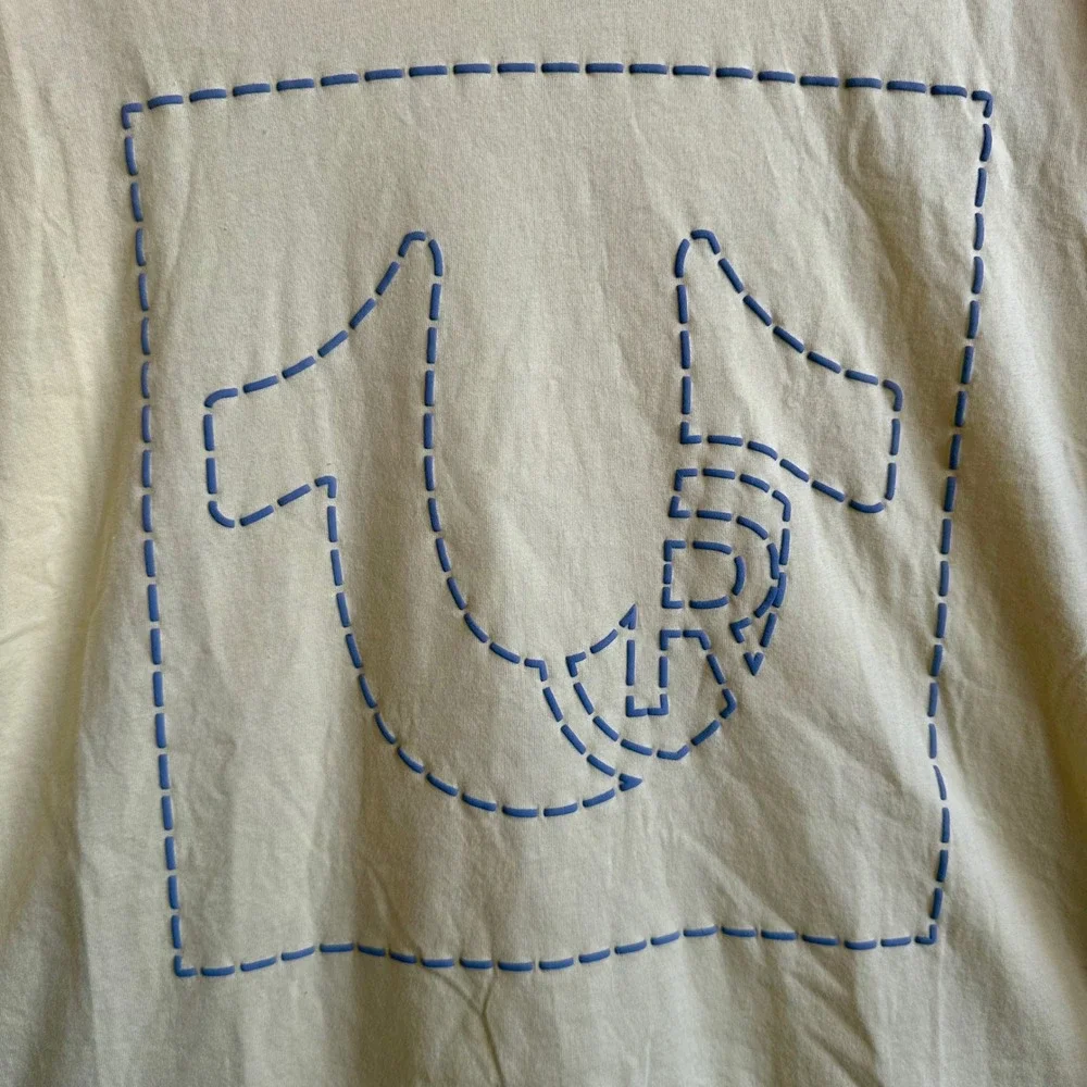 True Religion Yellow 3D Puff Print Navy Horseshoe Box Logo Tee Men's 2XL‎